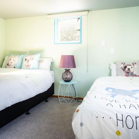 Central Location Spacious House And Walk To Town 3 Minutes ควีนส์ทาวน์ ภายนอก รูปภาพ