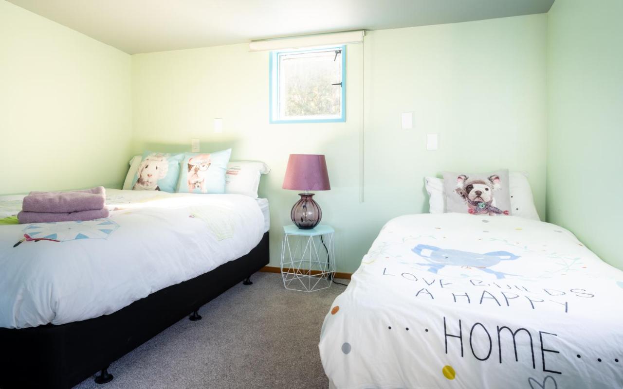 Central Location Spacious House And Walk To Town 3 Minutes ควีนส์ทาวน์ ภายนอก รูปภาพ